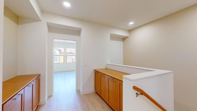 10710 Canyon Grove Trail 31, San Diego, CA 92130