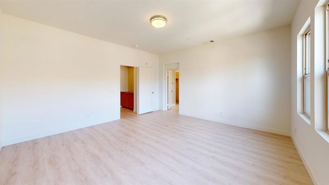 10710 Canyon Grove Trail 31, San Diego, CA 92130