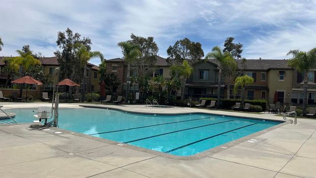 10710 Canyon Grove Trail 31, San Diego, CA 92130