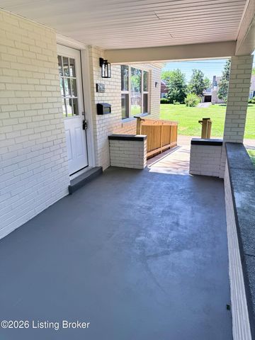 3639 Robin Dr, Louisville, KY 40216