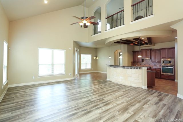 5102 THYMUS DR, San Antonio, TX 78245