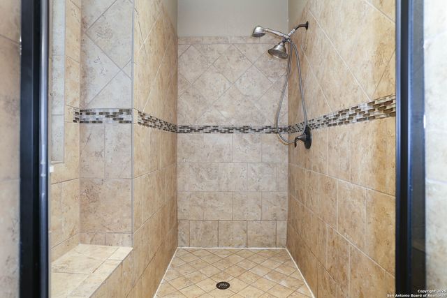 5102 THYMUS DR, San Antonio, TX 78245