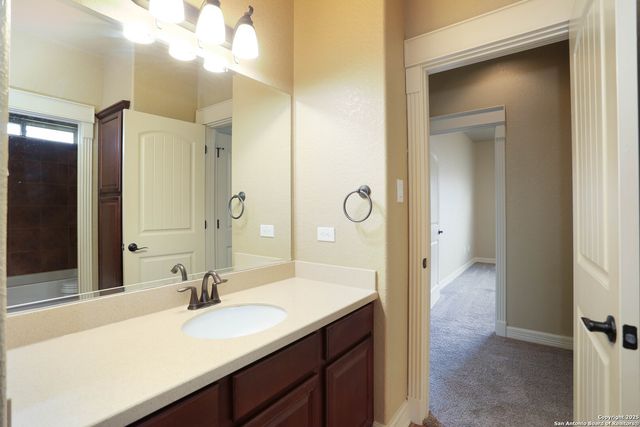 5102 THYMUS DR, San Antonio, TX 78245