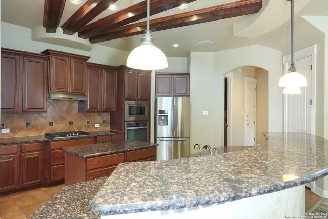 5102 THYMUS DR, San Antonio, TX 78245