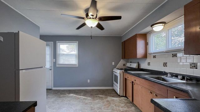431 S 88th STREET, Milwaukee, WI 53214