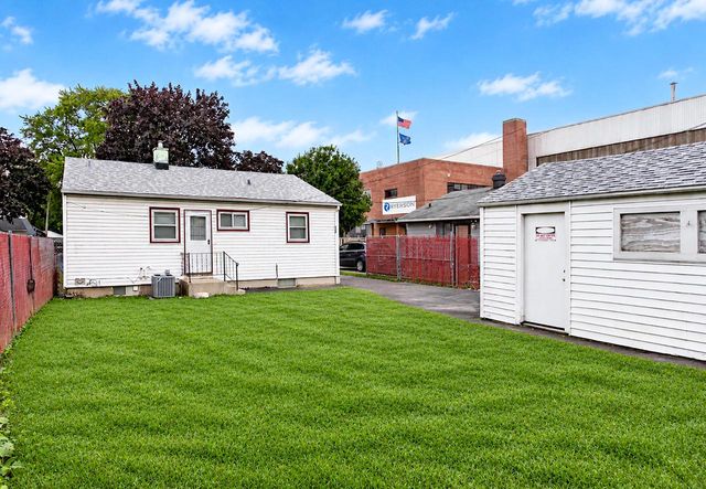 431 S 88th STREET, Milwaukee, WI 53214