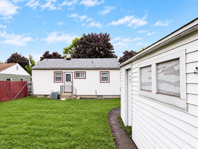 431 S 88th STREET, Milwaukee, WI 53214