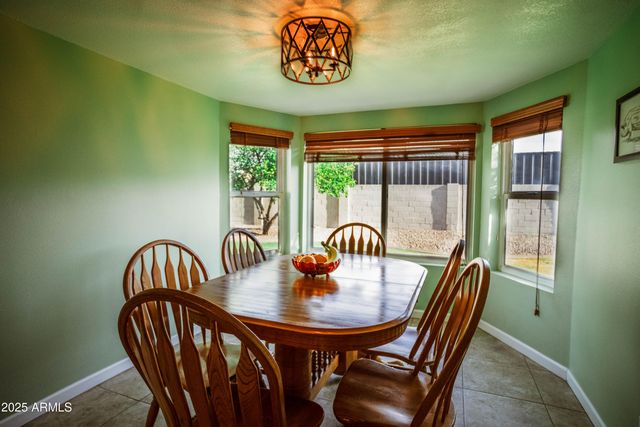 919 W LODGE Drive, Tempe, AZ 85283