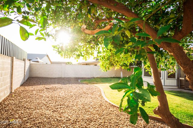 919 W LODGE Drive, Tempe, AZ 85283