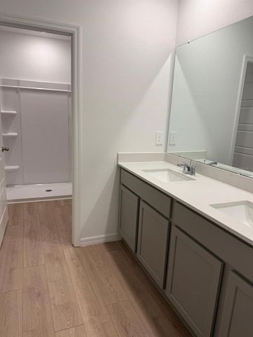 2582 OLYMPIC DR, Davenport, FL 33837