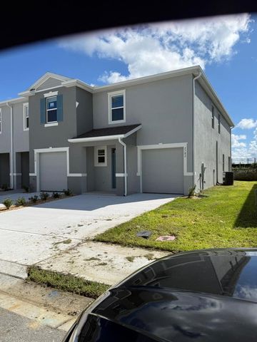 2582 OLYMPIC DR, Davenport, FL 33837