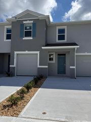 2582 OLYMPIC DR, Davenport, FL 33837