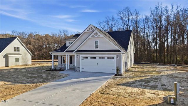 402 Creeks Edge Drive, Pikeville, NC 27863