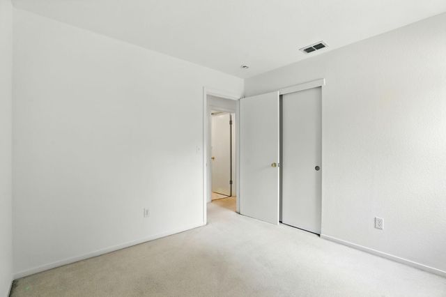 9510 Village Tree Dr, Elk Grove, CA 95758