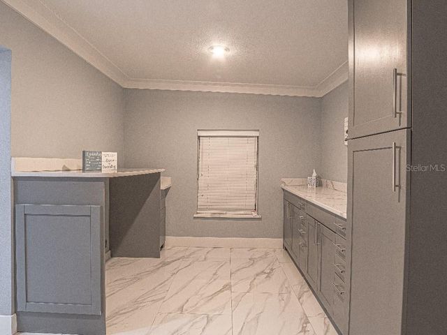 6814 N GLEN AVENUE, Tampa, FL 33614