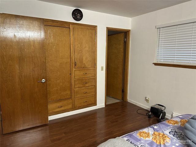 16545 Des Moines Memorial Drive S, Burien, WA 98148