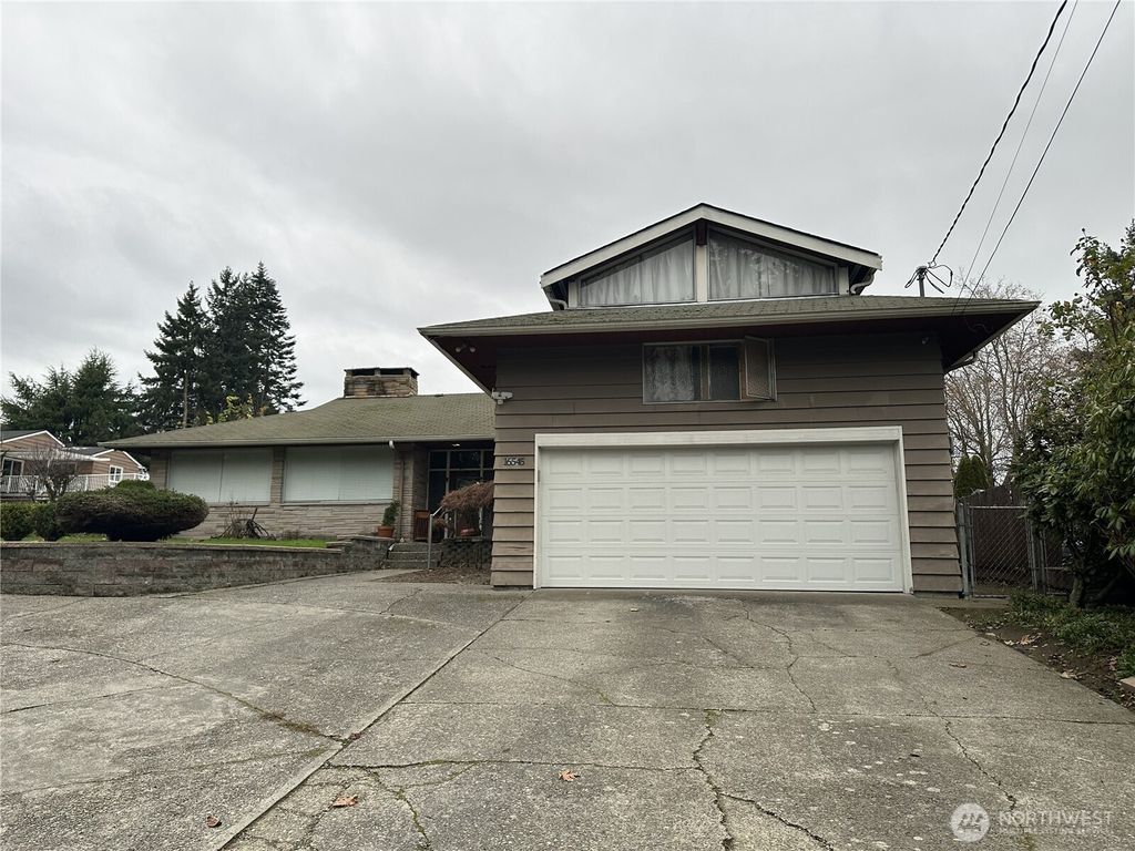 16545 Des Moines Memorial Drive S, Burien, WA 98148