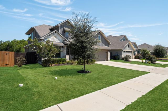 211 Brookside ST, Hutto, TX 78634
