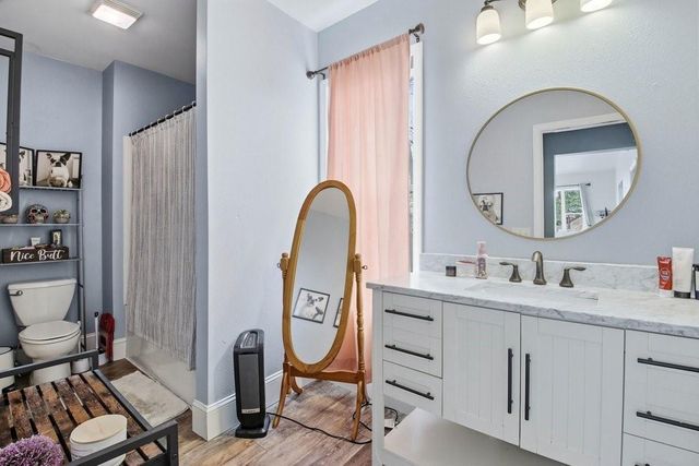 324 E 6th Avenue, Stanley, WI 54768