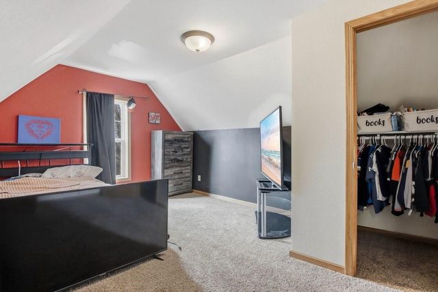 324 E 6th Avenue, Stanley, WI 54768