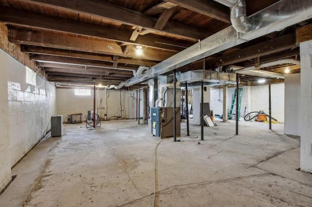 324 E 6th Avenue, Stanley, WI 54768