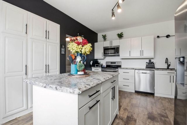 324 E 6th Avenue, Stanley, WI 54768