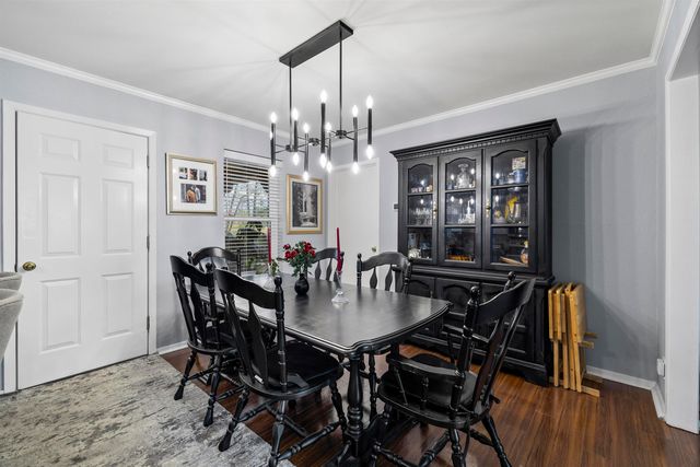 4 Spring Valley Cir, Longview, TX 75605