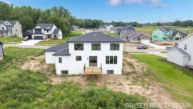1839 Stratford Lane, Grand Rapids, MI 49534