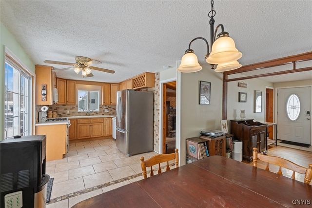 5793 West Pine Grove Road, Cicero, NY 13039