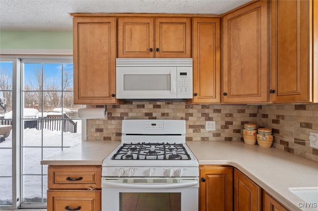 5793 West Pine Grove Road, Cicero, NY 13039