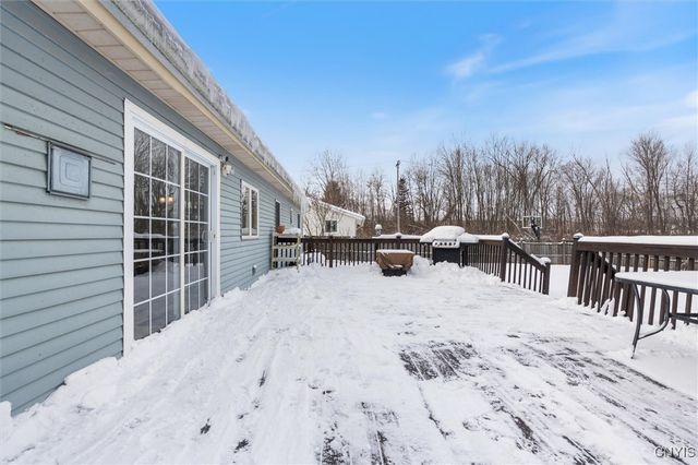 5793 West Pine Grove Road, Cicero, NY 13039