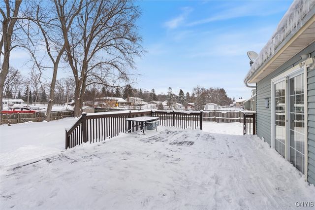 5793 West Pine Grove Road, Cicero, NY 13039