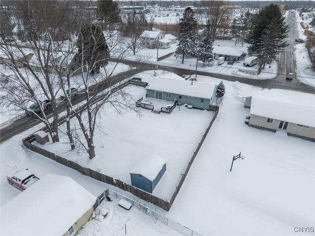 5793 West Pine Grove Road, Cicero, NY 13039