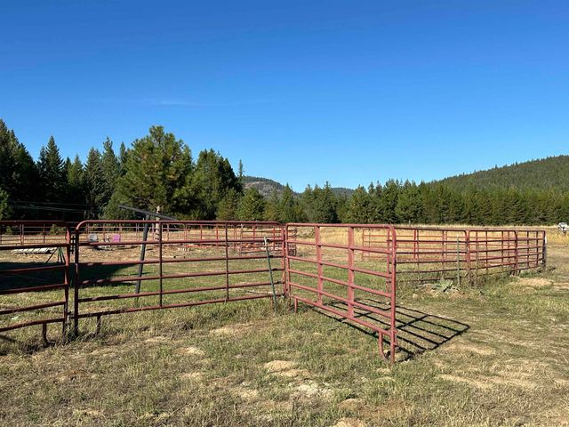 1496 U Hwy 20 East Hwy, Colville, WA 99114