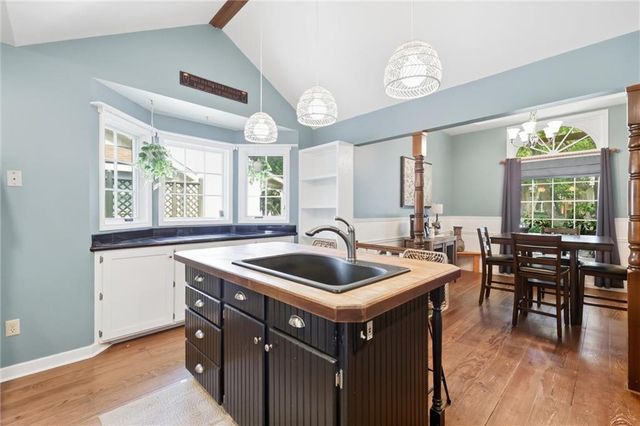 416 SE Brownfield Drive, Lee's Summit, MO 64063