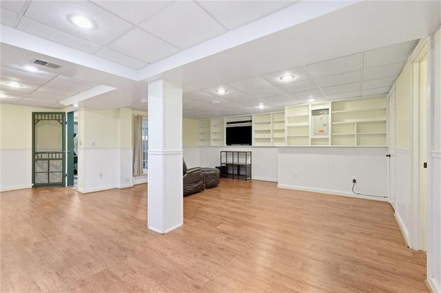 416 SE Brownfield Drive, Lee's Summit, MO 64063