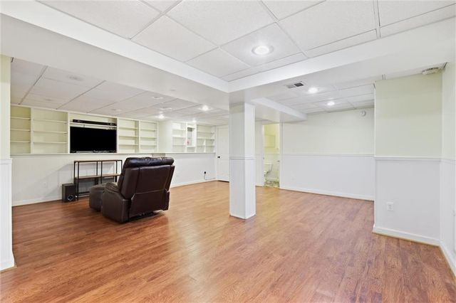 416 SE Brownfield Drive, Lee's Summit, MO 64063