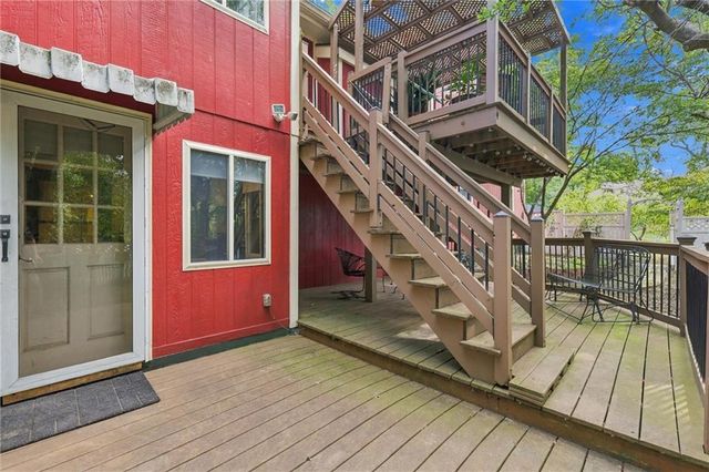 416 SE Brownfield Drive, Lee's Summit, MO 64063