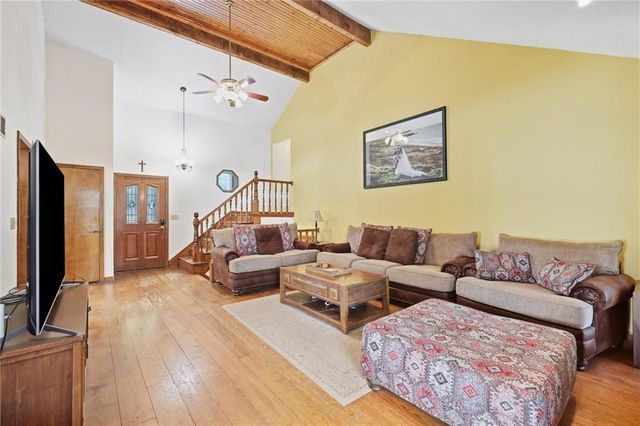 416 SE Brownfield Drive, Lee's Summit, MO 64063