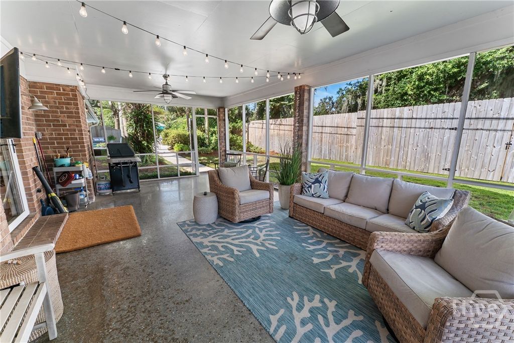 Image 26 of property listing at 8615 Kent Drive, Savannah, GA 31406