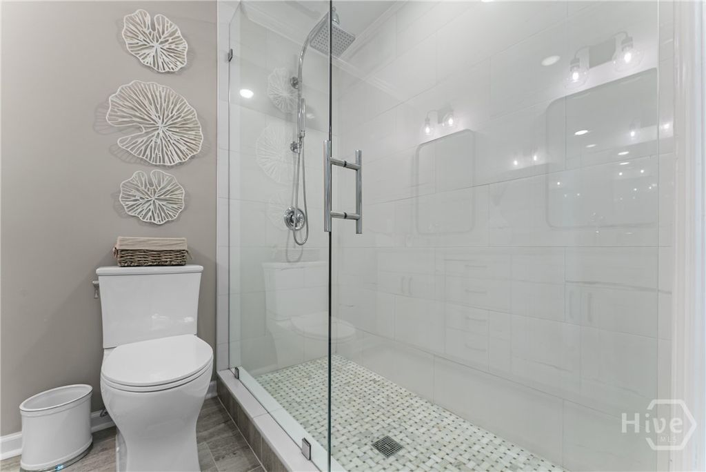 Image 31 of property listing at 8615 Kent Drive, Savannah, GA 31406