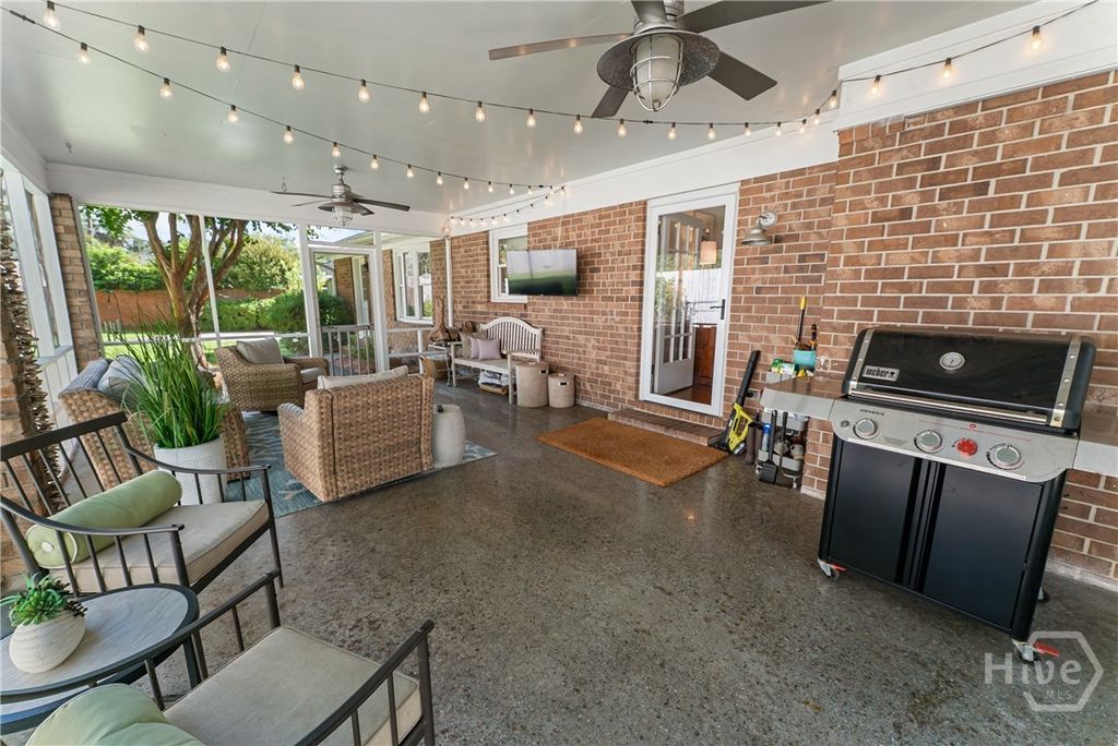 Image 41 of property listing at 8615 Kent Drive, Savannah, GA 31406