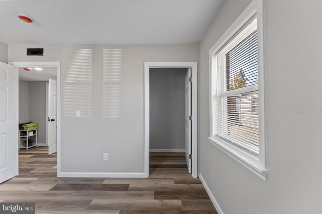 215 SYKES RD, New Castle, DE 19720