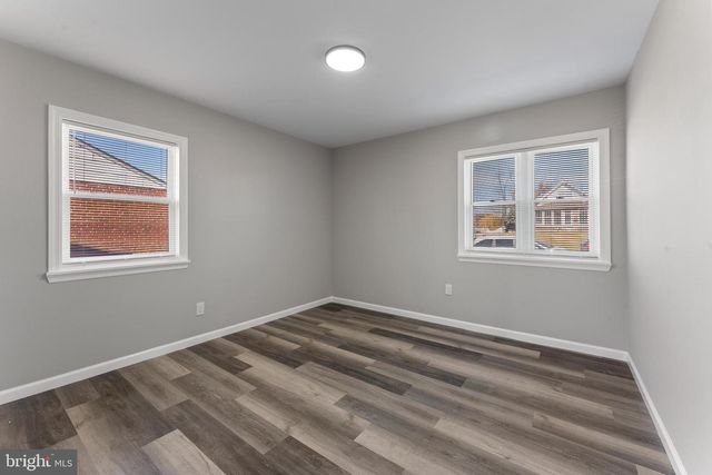 215 SYKES RD, New Castle, DE 19720