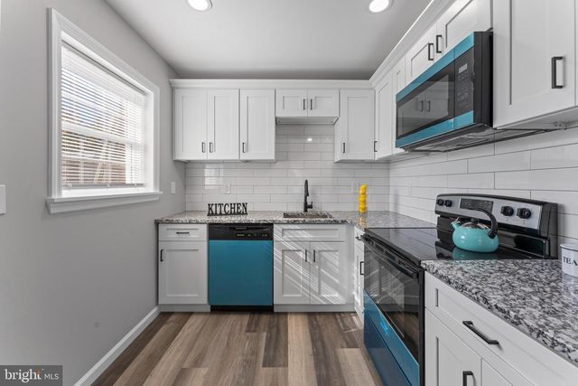 215 SYKES RD, New Castle, DE 19720