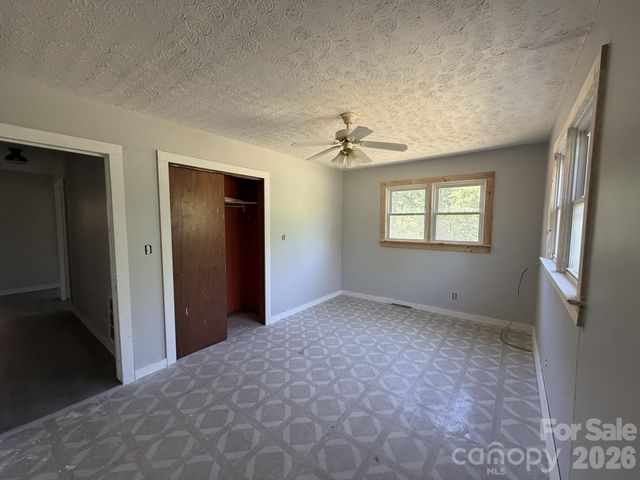 183 Pebble Drive, Mooresboro, NC 28114
