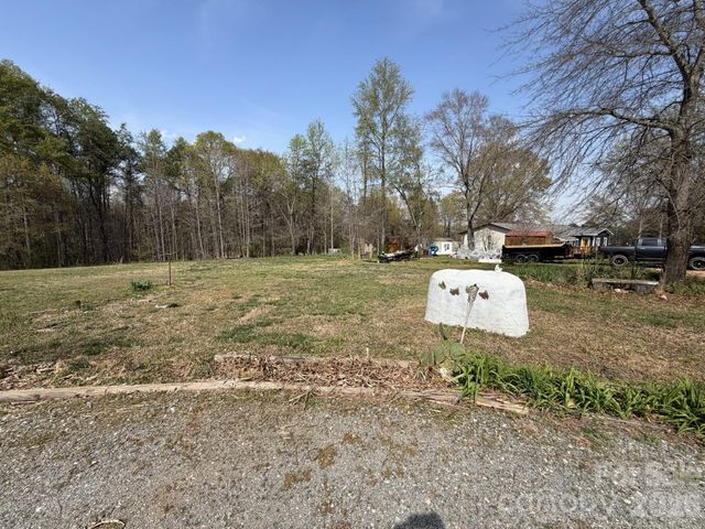 183 Pebble Drive, Mooresboro, NC 28114