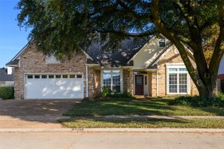 1341 Whitehall Drive, Bossier City, LA 71112