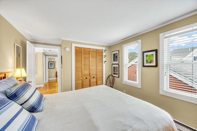 15 Cottage Street 2, Provincetown, MA 02657