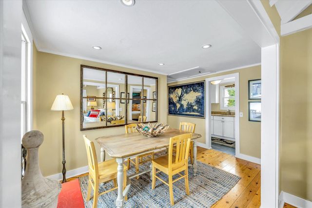 15 Cottage Street 2, Provincetown, MA 02657